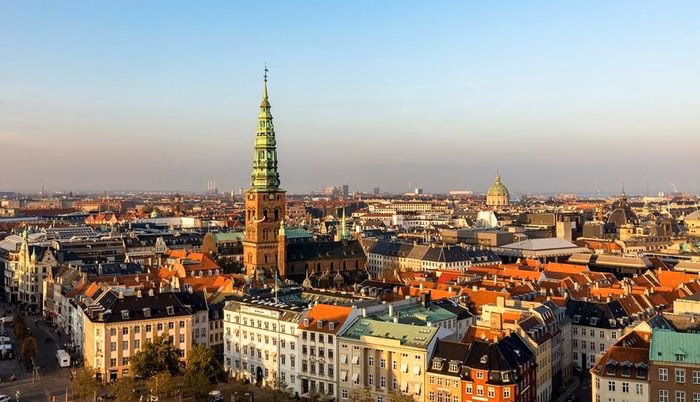 Copenhagen là hình mẫu về đô thị bền vững với văn hóa xe đạp đặc trưng.