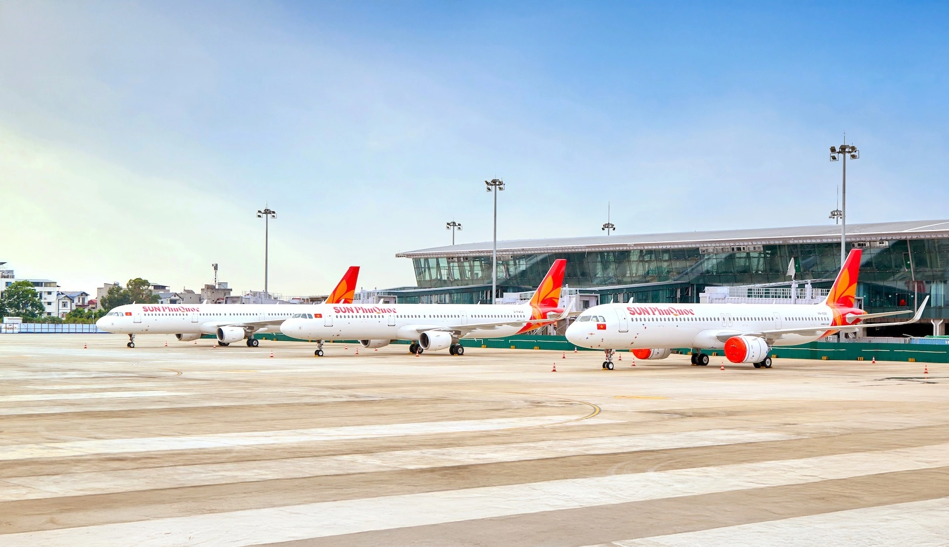 Không chỉ đầu tư hạ tầng, việc phát triển các hãng bay kết nối như Sun PhuQuoc Airways giúp hoàn thiện chuỗi giá trị trải nghiệm cho du khách (Ảnh: Sun Group).