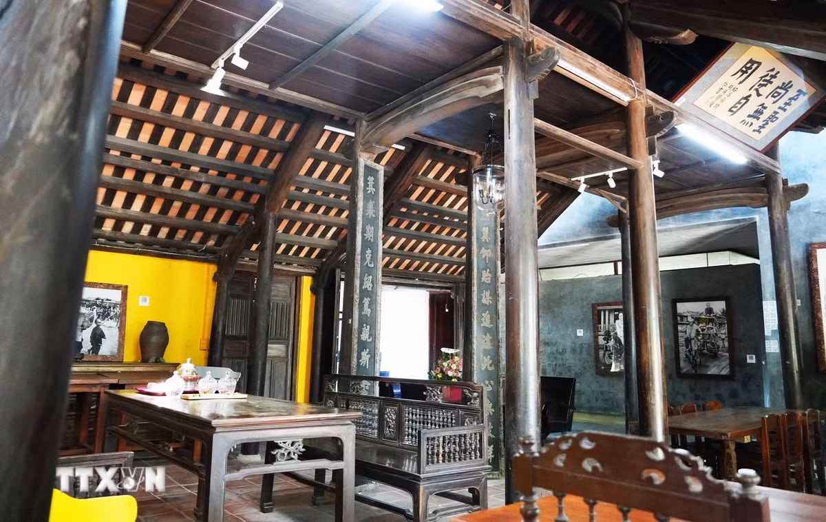 Nhà cổ ở phố cổ Gia Hội, phường Phú Xuân, thành phố Huế mang kiến trúc nhà rường truyền thống. (Ảnh: Nguyên Lý/TTXVN)