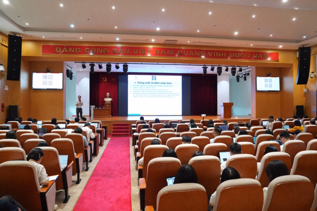 Toàn cảnh Khóa đào tạo “Ứng dụng AI trong hoạt động chuyên môn” của NHNN Khu vực 1
